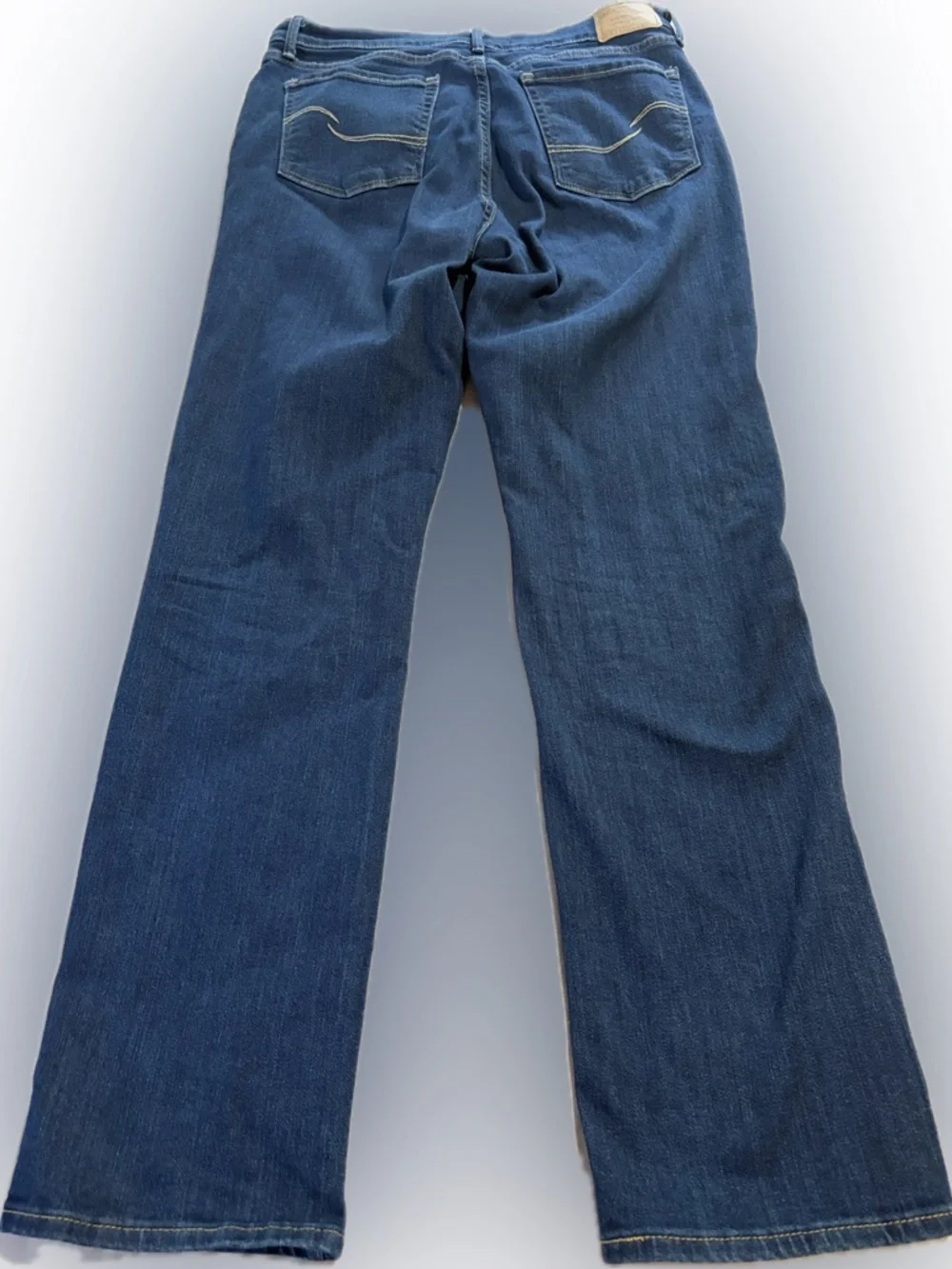 Levi Strauss Signature Women's Medium Dark Blue Midrise Jeans - Picture 8 of 9